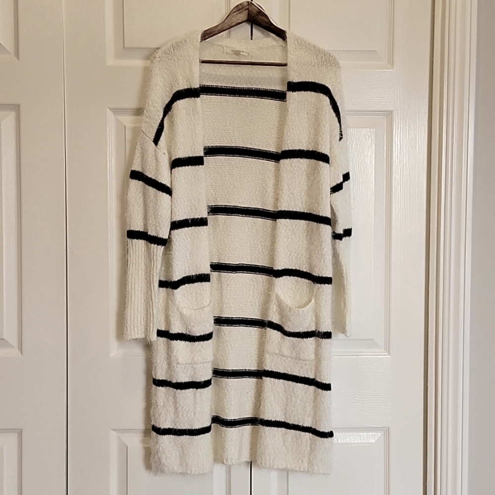 Onetheland Cardigan